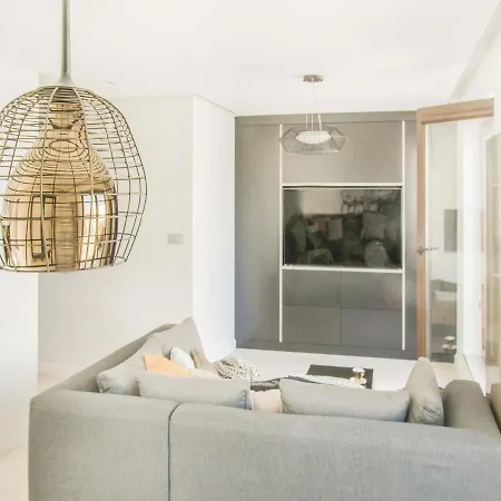 Three-bedroom In 그디니아